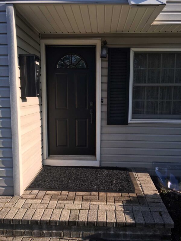 Exterior Engineered Anti-Wear Floor Mat: “Welcome” Mat Size = 4′ x 6′
